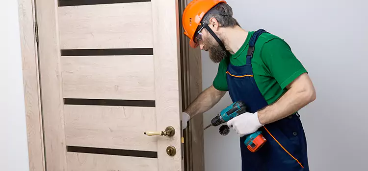 Replace Internal Door Handle with Lock Gardner