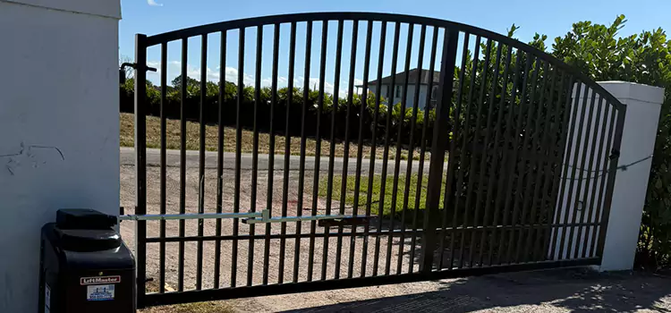 Driveway Fence Repair Gardner